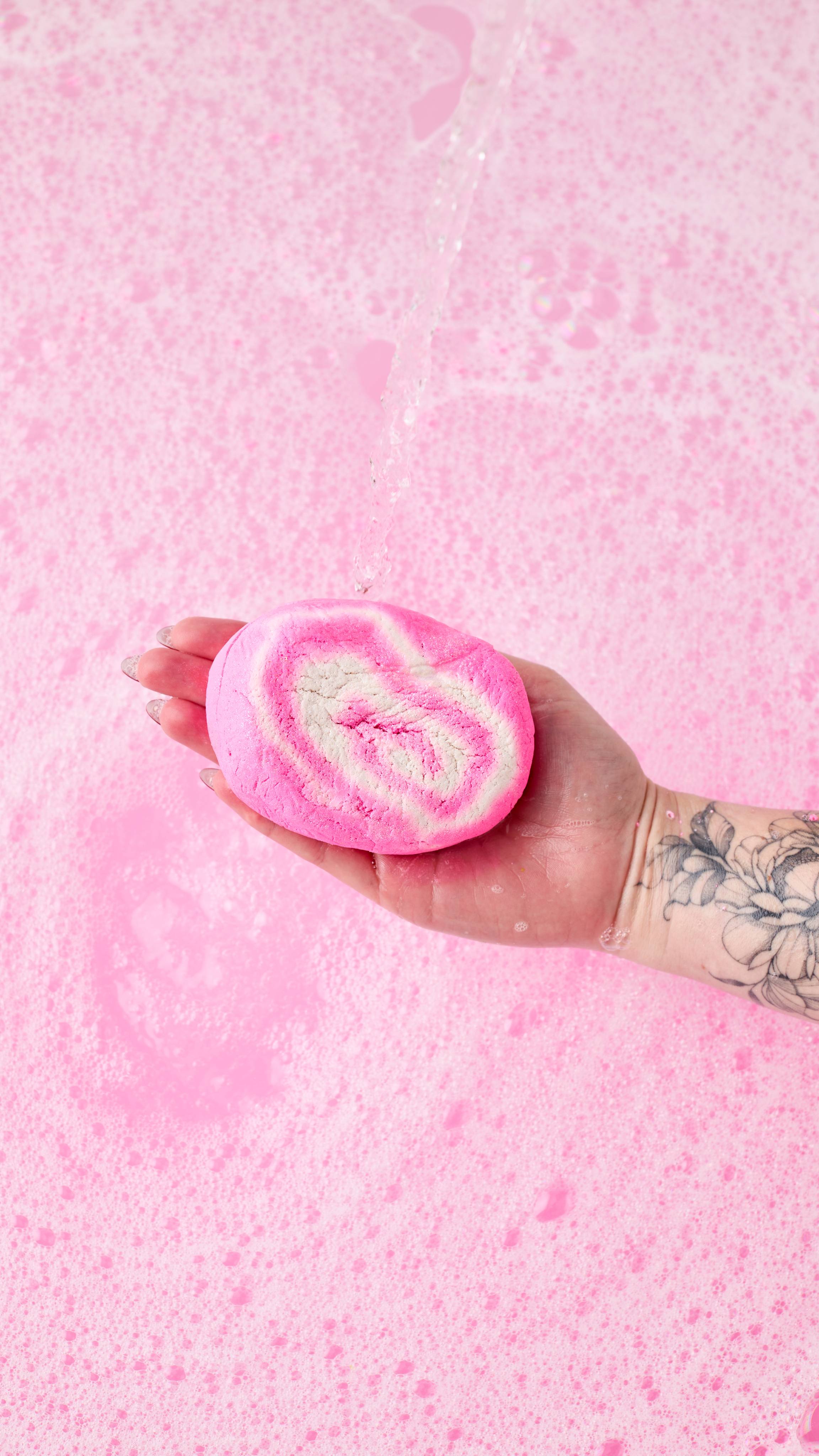 85E7B6D2-99F7-3F0A-6A1D-DCBC80DEFBD0